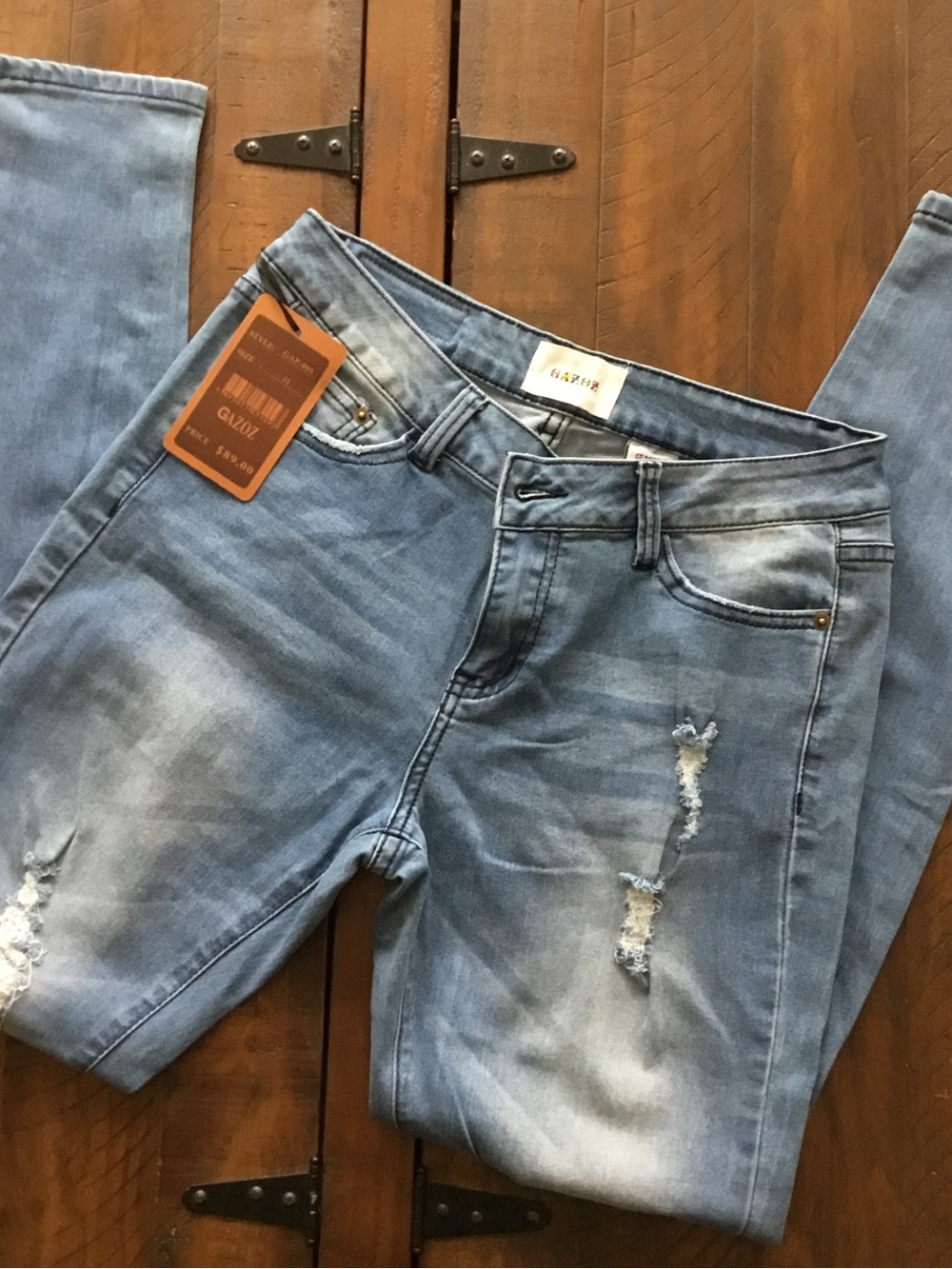 Gazoz Light Wash Distressed Skinny Jeans for Women